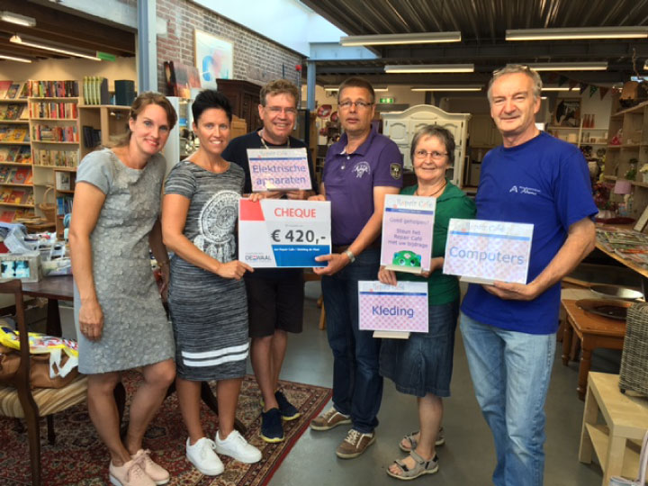 Cheque voor Repair Café Altena te Almkerk