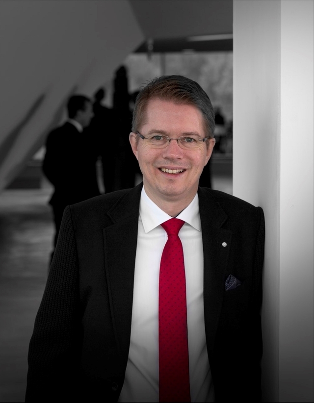 Marco de Waal: “Wie stil blijft zitten, schrijft geen geschiedenis” 