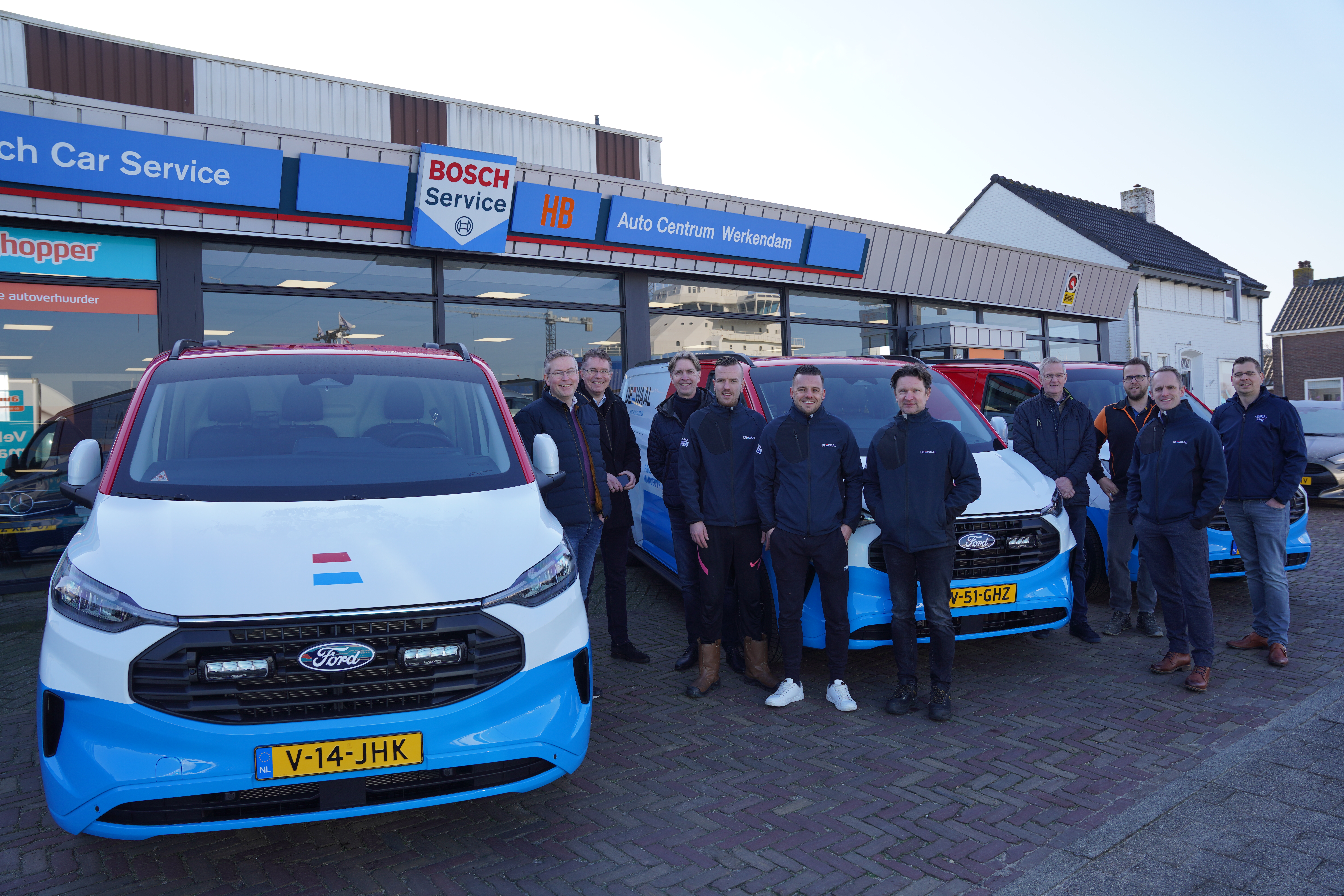 De Waal further expands on-site services