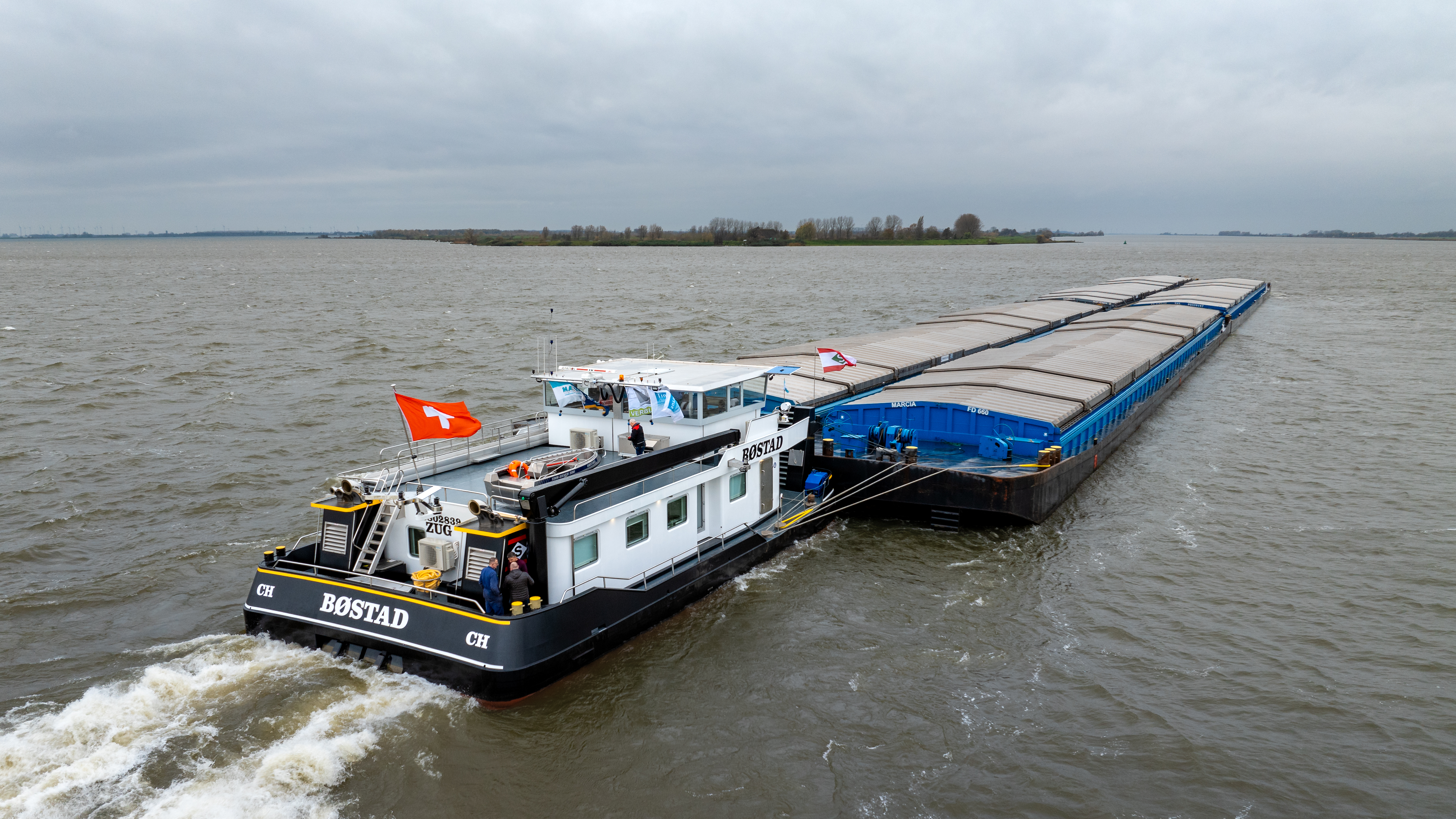 Duwboot Bøstad Maasbracht